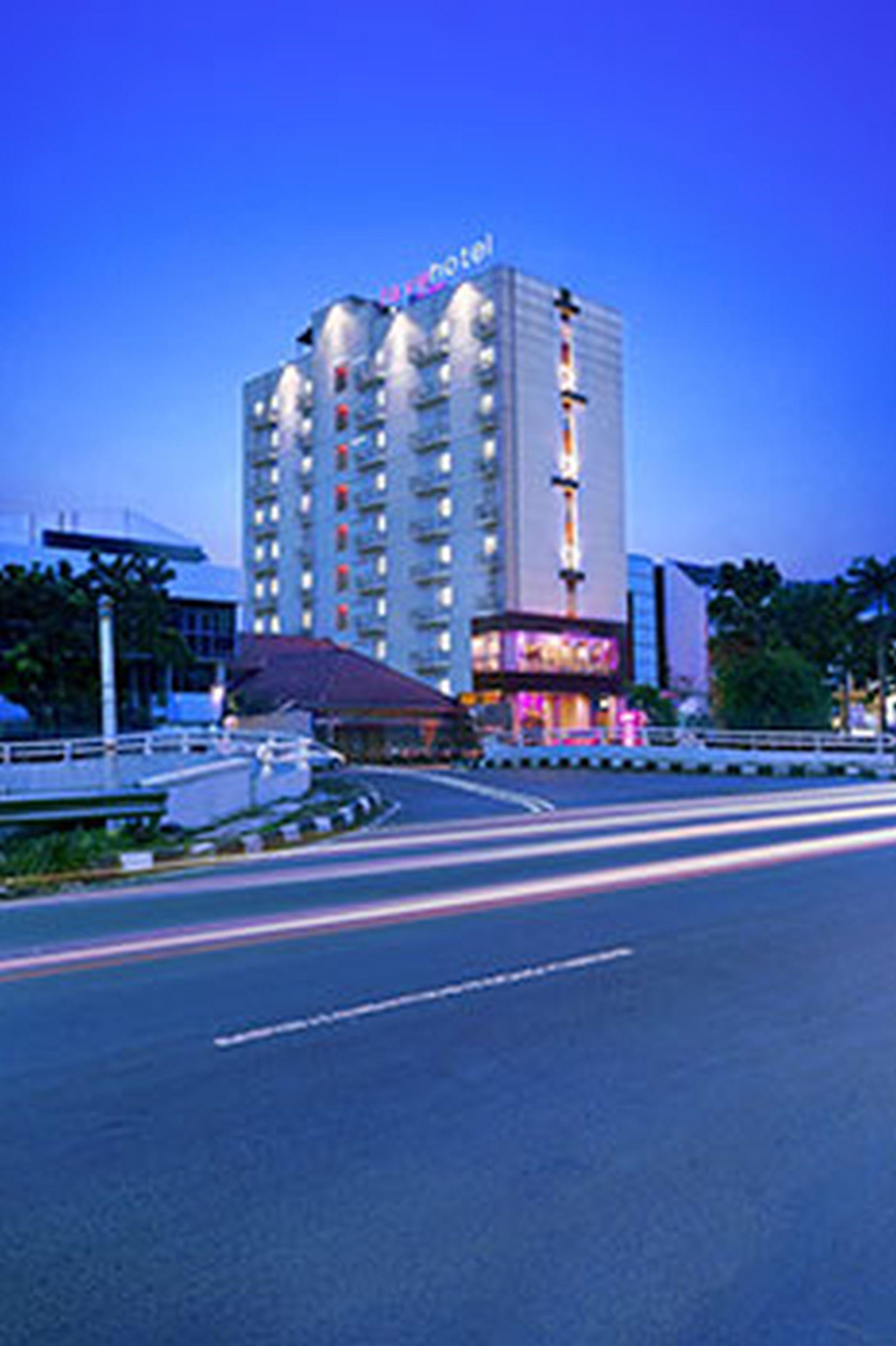 Favehotel Tanah Abang - Cideng Jakarta Exterior photo