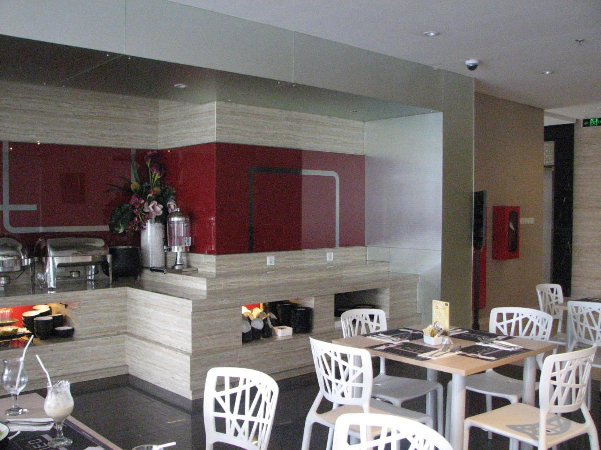 Favehotel Tanah Abang - Cideng Jakarta Exterior photo