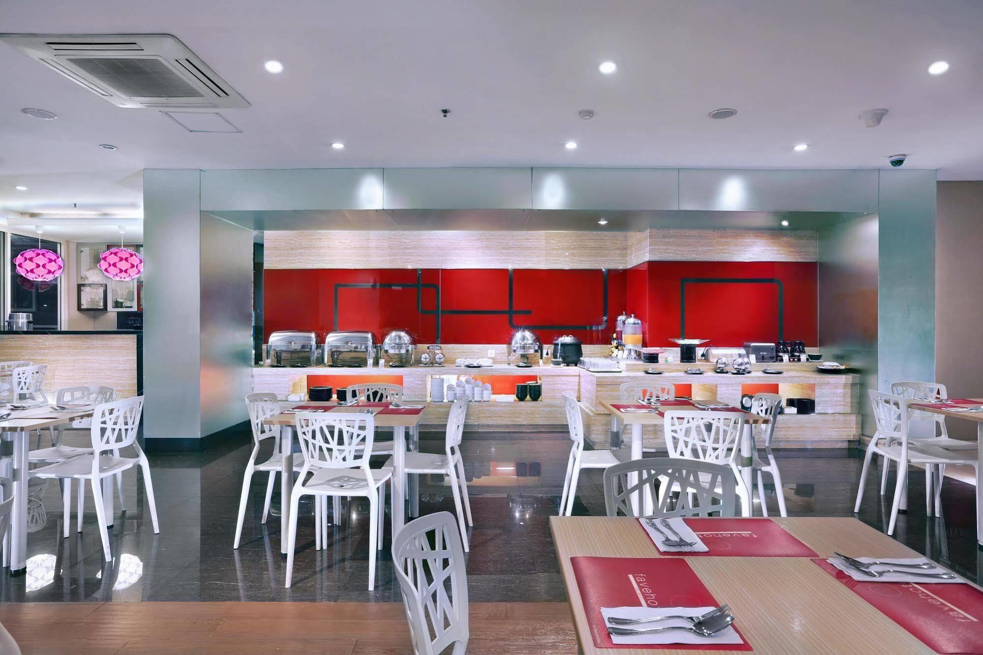 Favehotel Tanah Abang - Cideng Jakarta Exterior photo
